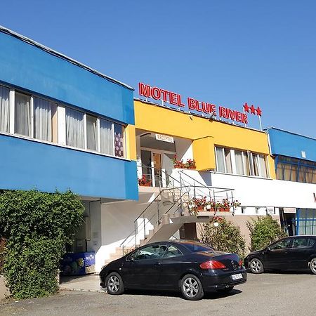 Motel Blue River Кэлимэнешти Экстерьер фото